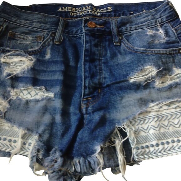- American Eagle Vintage Hi-Rise Festival Women's Size 4 Distressed Denim Shorts - Picture 2 of 6